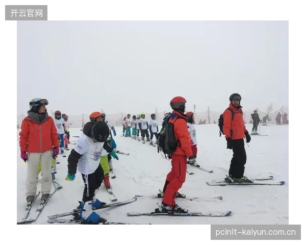 北京冬奥转播核心区OB车调度系统，解决了雪山场馆间的光缆路由难题